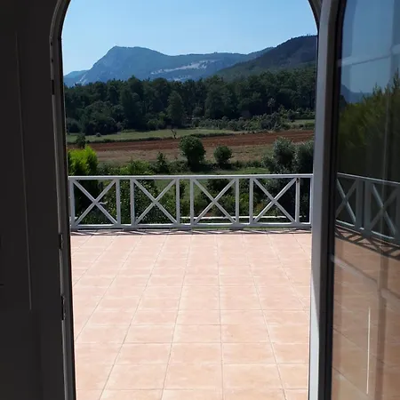 Villa Akin Ula